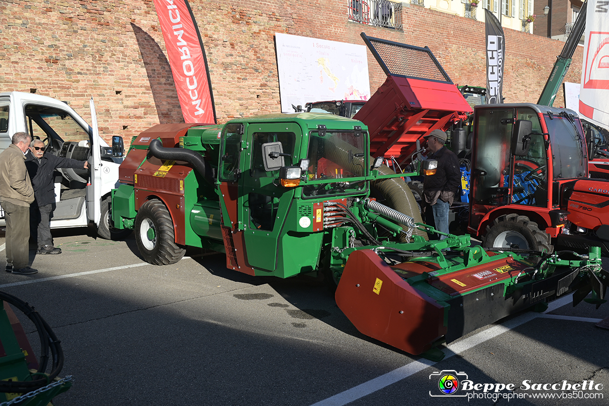 VBS_7275 - Fiera dei Santi - 12.ma Fiera Nazionale del Tartufo.jpg
